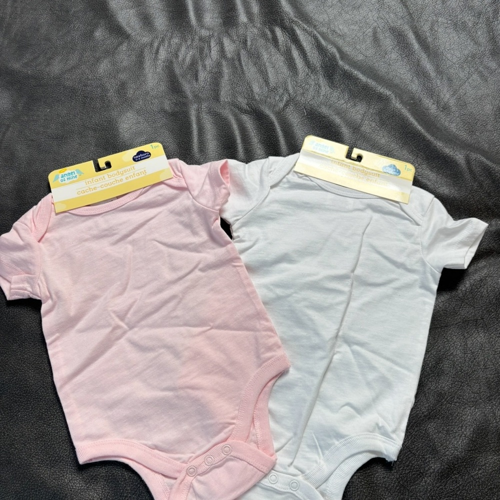 Pink and White Baby One Piece Set with Socks X2 sets - Picture 5 of 5